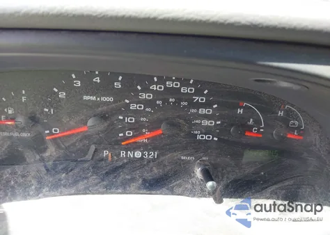 2008 Ford E-350 Super Duty Commercial z USA, uszkodzony, nr VIN 1FTSS34P48DA63120